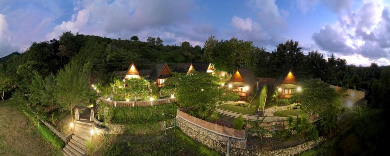 Cersen Resort Lombok Kuta  Eksteriør billede